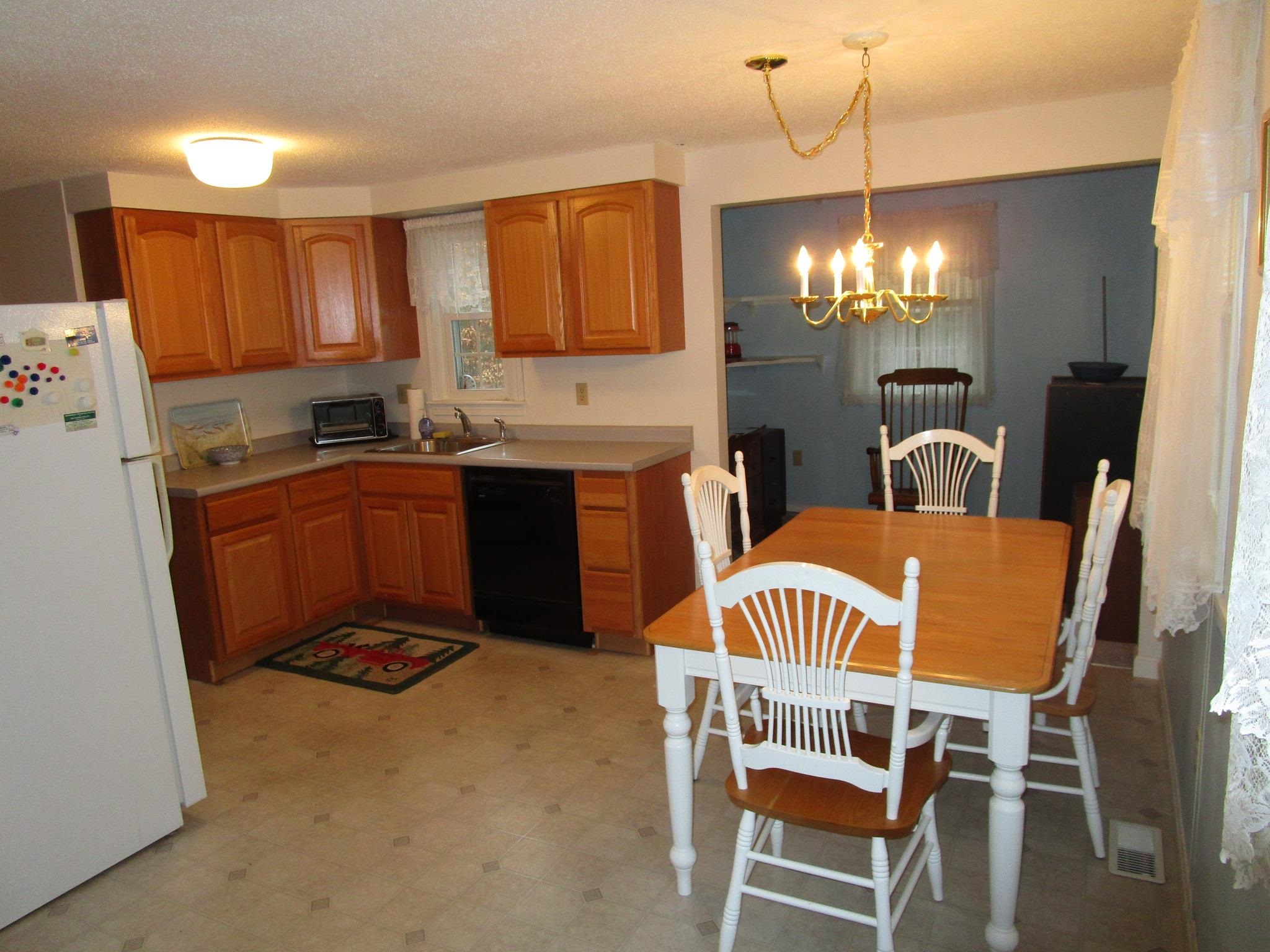 5 Patten Road Merrimack, NH 03054 - Photo 9 of 26