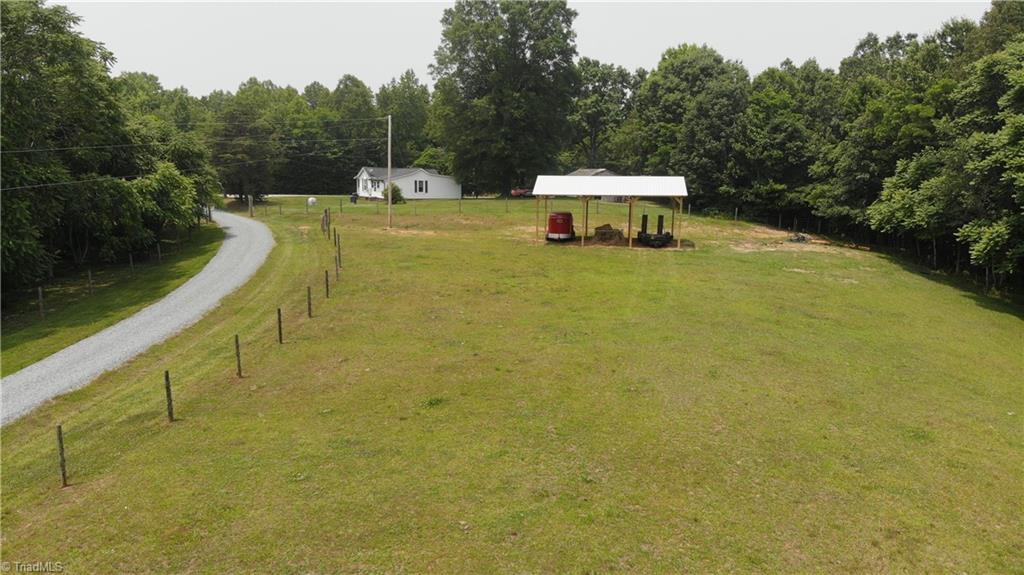 4050 Dodgetown Road Walnut Cove, NC 27052 - Photo 11 of 34 Gallery Image 11