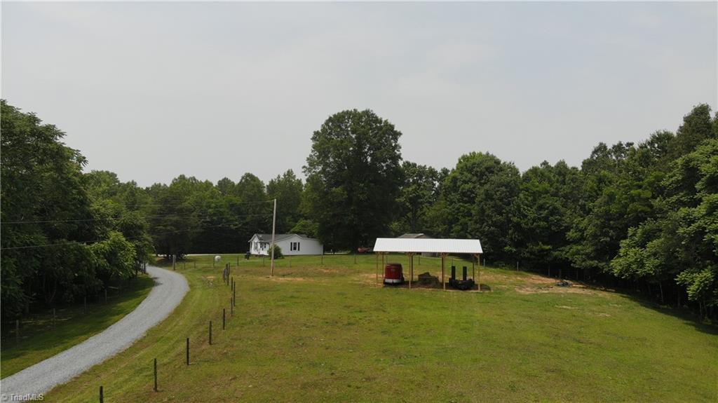 4050 Dodgetown Road Walnut Cove, NC 27052 - Photo 12 of 34 Gallery Image 12