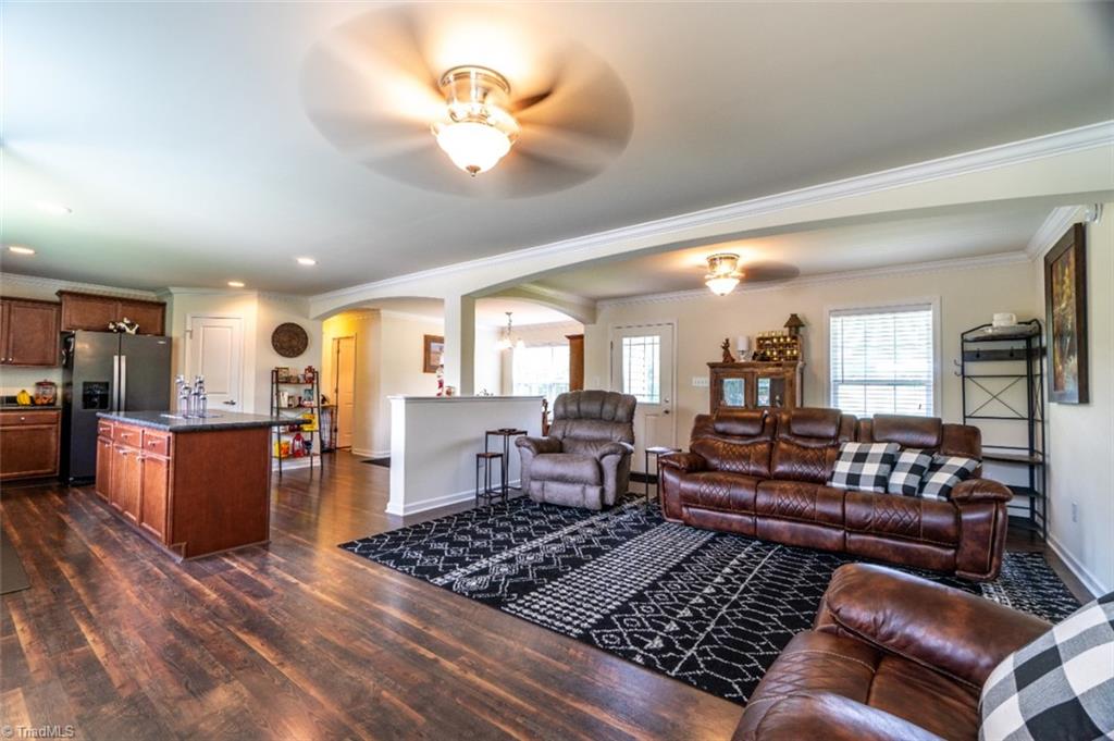 4050 Dodgetown Road Walnut Cove, NC 27052 - Photo 17 of 34 Gallery Image 17