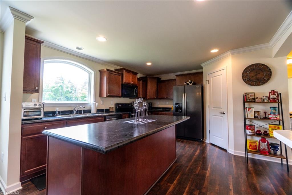 4050 Dodgetown Road Walnut Cove, NC 27052 - Photo 19 of 34 Gallery Image 19