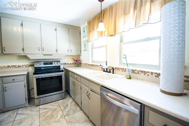2428 Yorktown Road Colorado Springs, CO 80907 - Photo 31 of 44 Gallery Image 31
