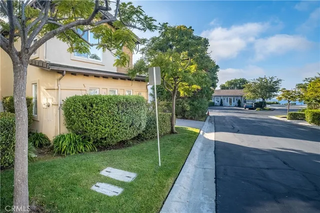 $5,900 | 34 Pepper Tree Lane, Rolling Hills Estates, CA 90274