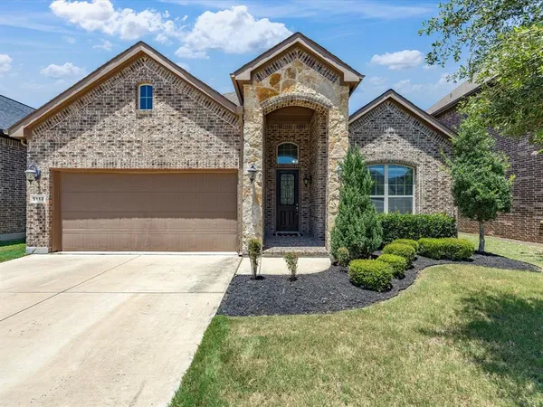 $454,900 | 5113 Dominica Lane, Fort Worth, TX 76244