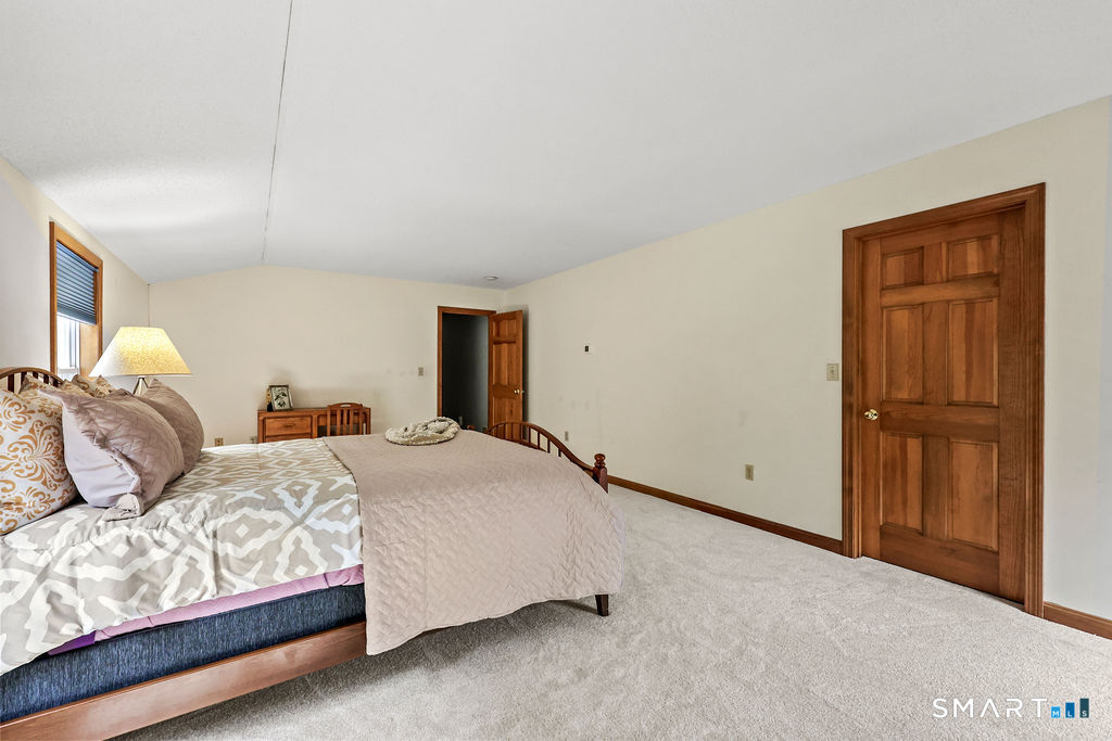209 Lancaster Way Cheshire, CT 06410 - Photo 26 of 40