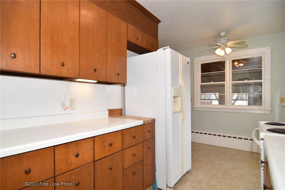 62 East Avenue Westerly, RI 02891 - Photo 11 of 41