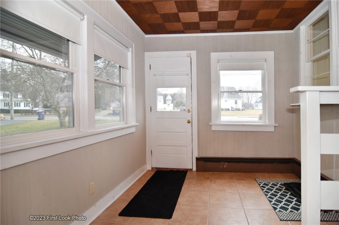 62 East Avenue Westerly, RI 02891 - Photo 29 of 41