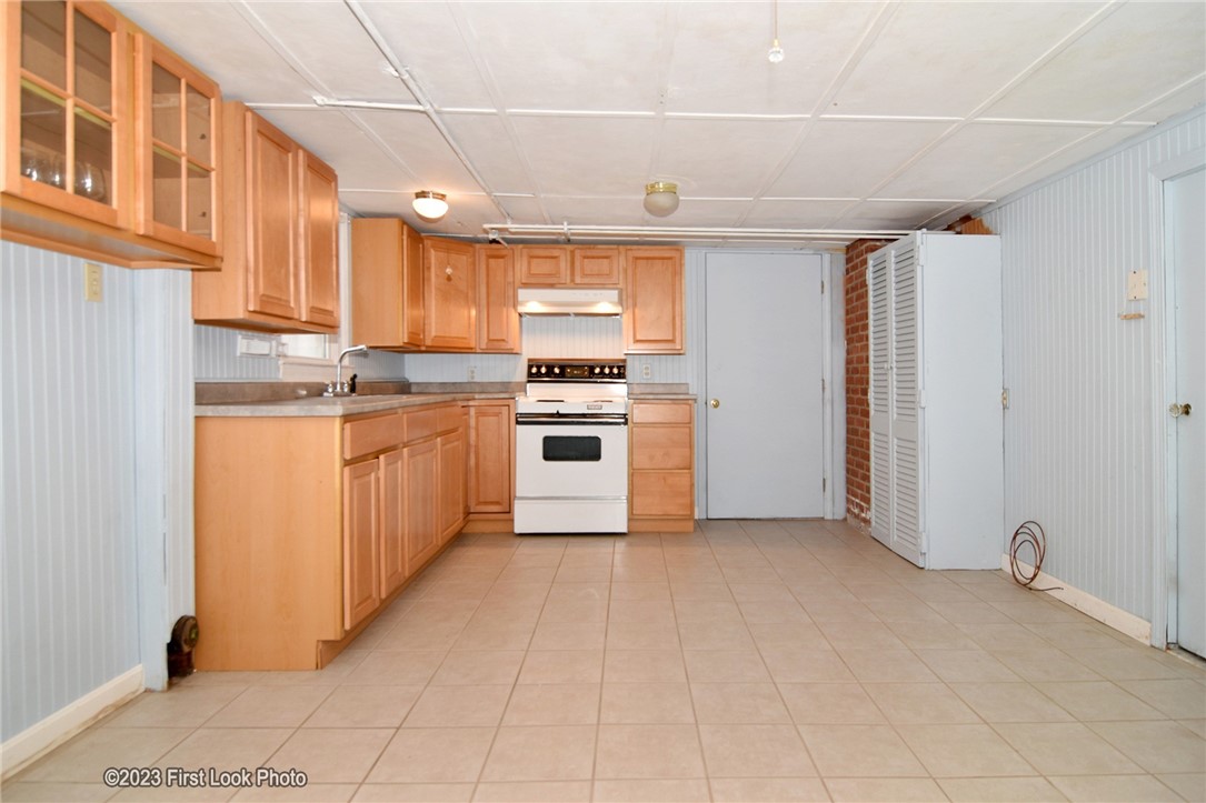 62 East Avenue Westerly, RI 02891 - Photo 31 of 41 extra kitchen