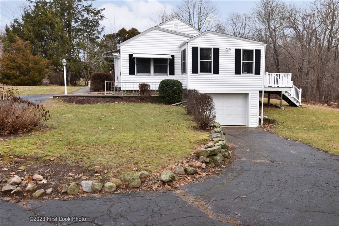 62 East Avenue Westerly, RI 02891 - Photo 37 of 41