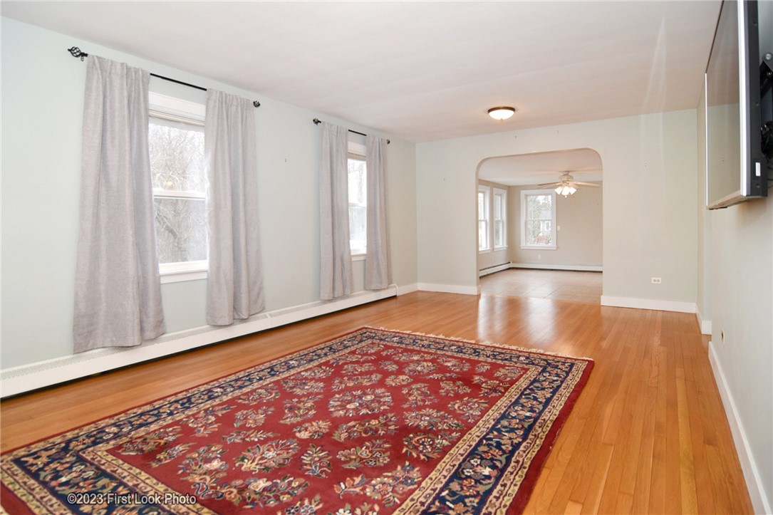 62 East Avenue Westerly, RI 02891 - Photo 6 of 41