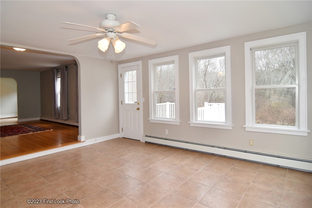 62 East Avenue Westerly, RI 02891 - Photo 7 of 41