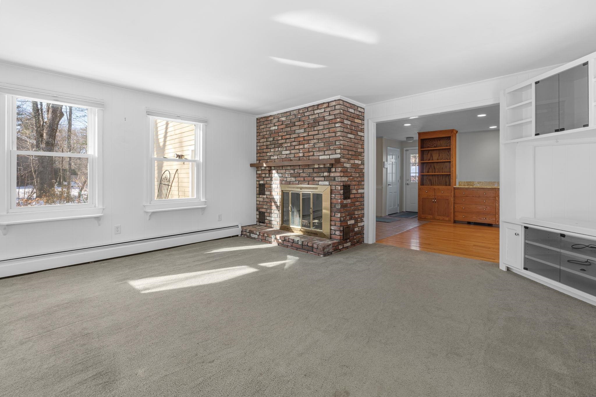 12 Fairway Drive Amherst, NH 03031 - Photo 13 of 57