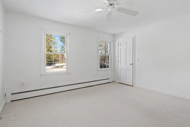 $755,000 | 12 Fairway Drive, Amherst, NH 03031