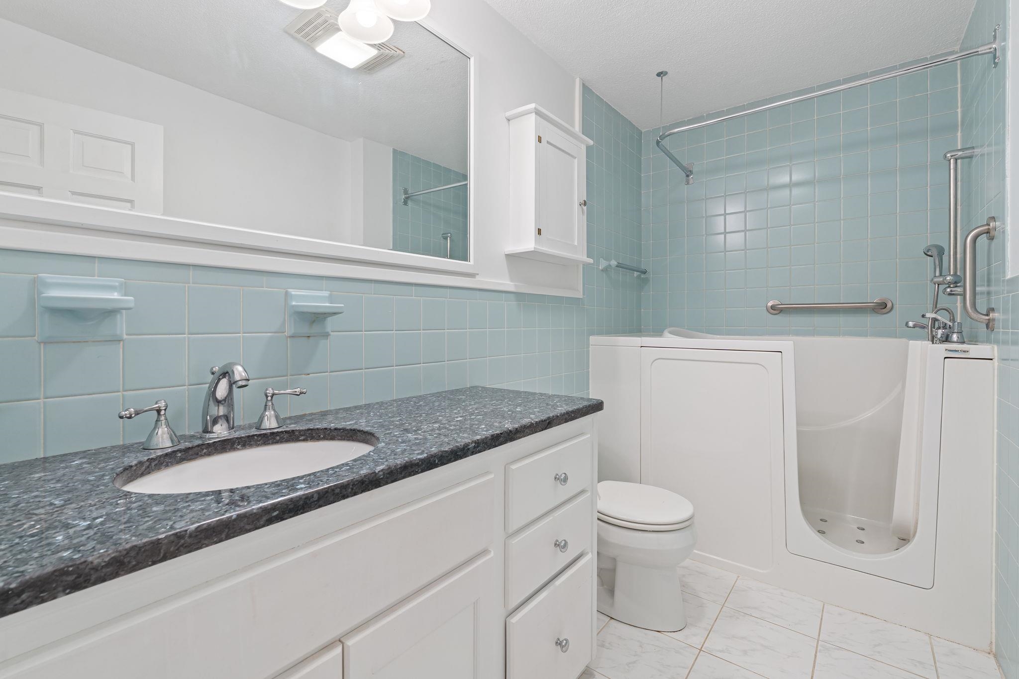 12 Fairway Drive Amherst, NH 03031 - Photo 23 of 57