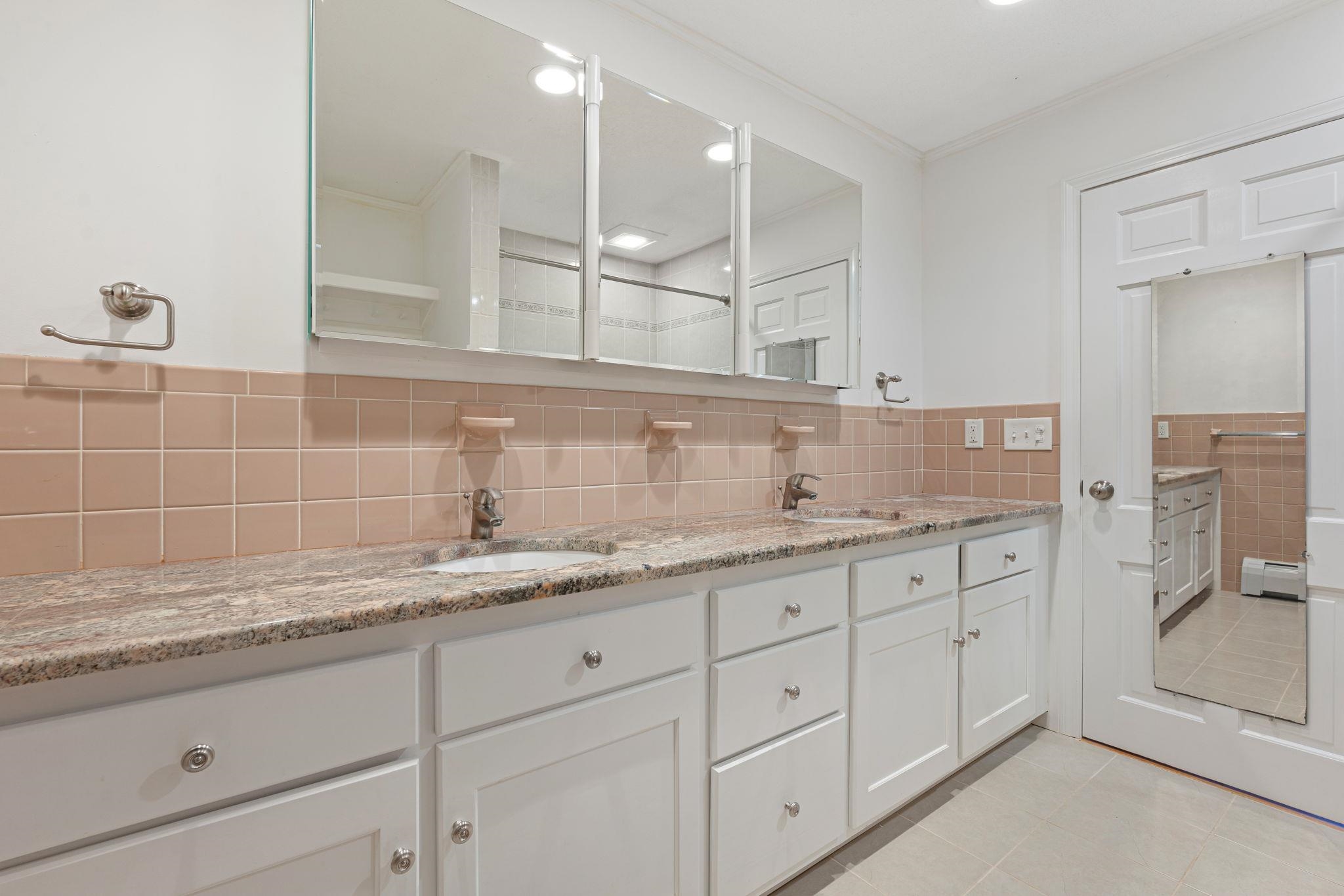 12 Fairway Drive Amherst, NH 03031 - Photo 43 of 57