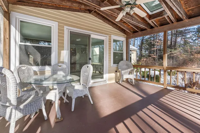 $755,000 | 12 Fairway Drive, Amherst, NH 03031