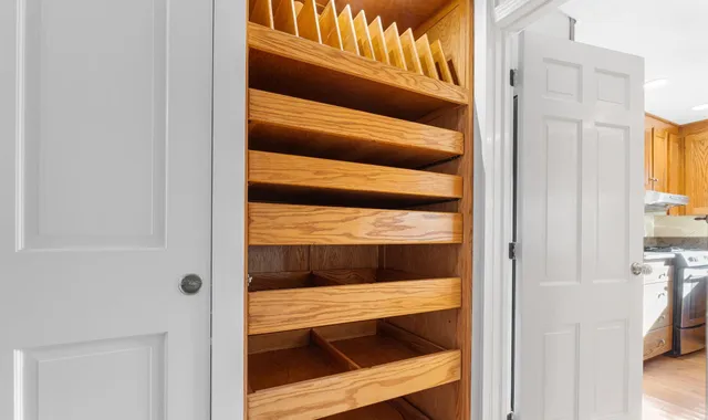 $755,000 | 12 Fairway Drive, Amherst, NH 03031