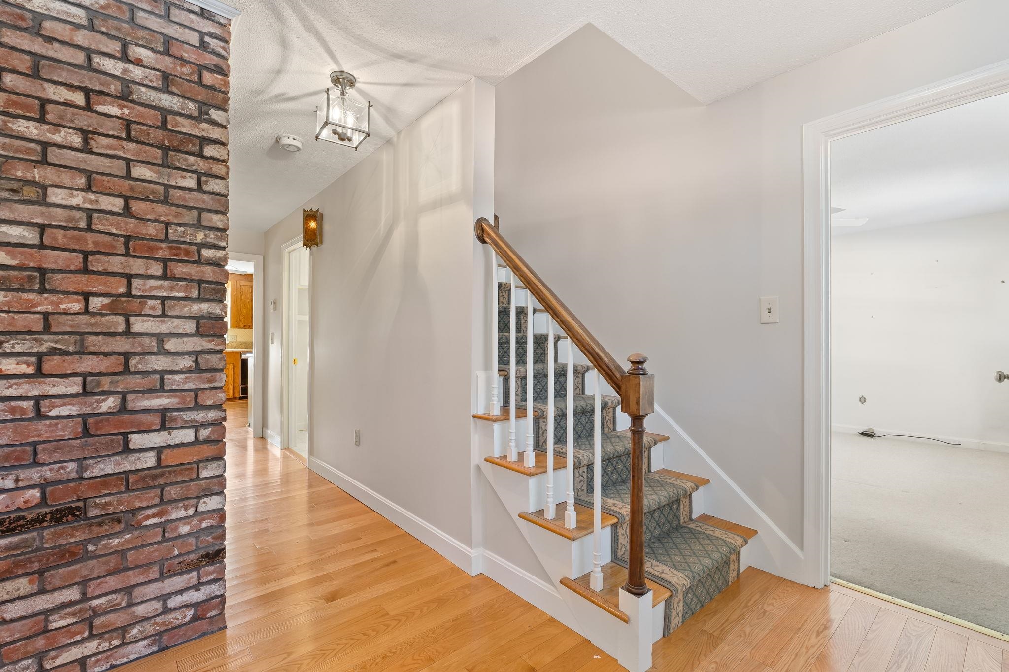 12 Fairway Drive Amherst, NH 03031 - Photo 10 of 57