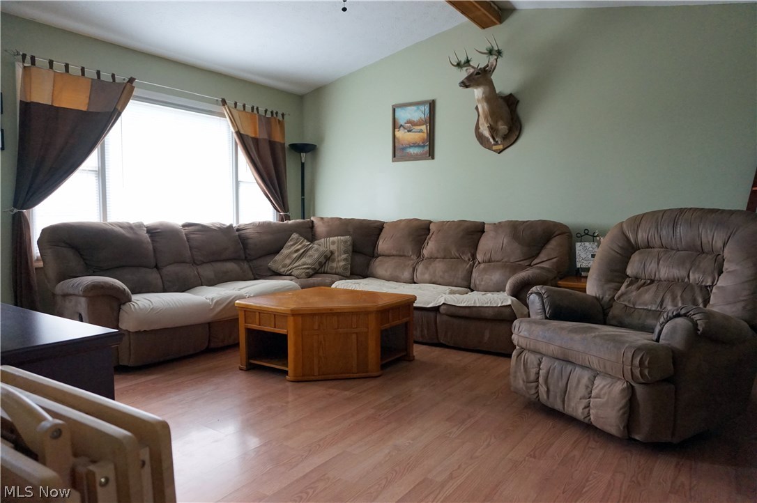 8091 Lake Road Seville, OH 44273 - Photo 2 of 19 Gallery Image 2