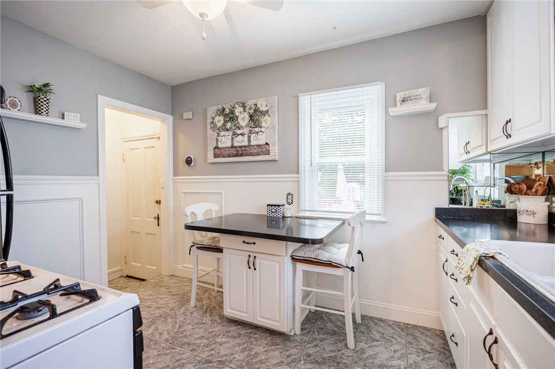367 Walzer Road Irondequoit, NY 14622 - Photo 15 of 49