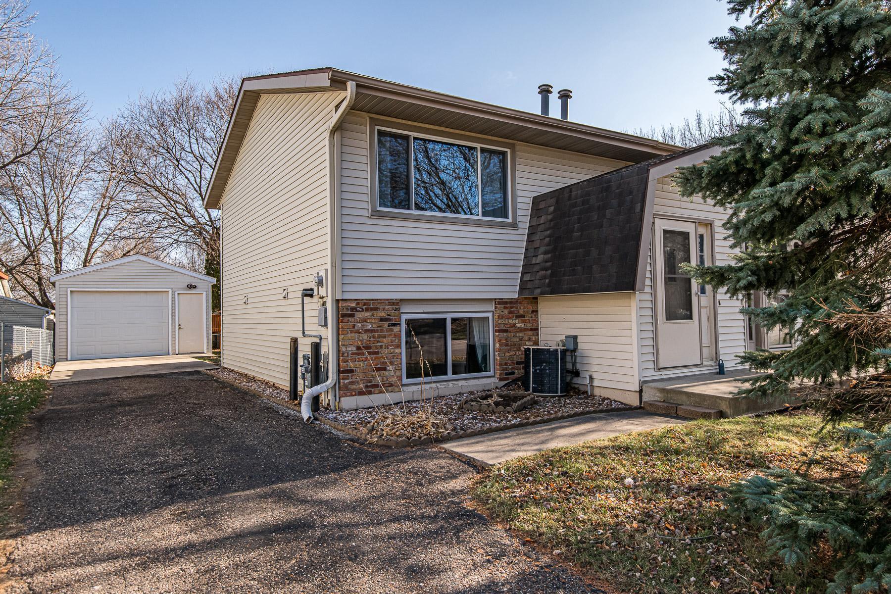 4716 14th Avenue Northwest Rochester, MN 55901 - Photo 1 of 1