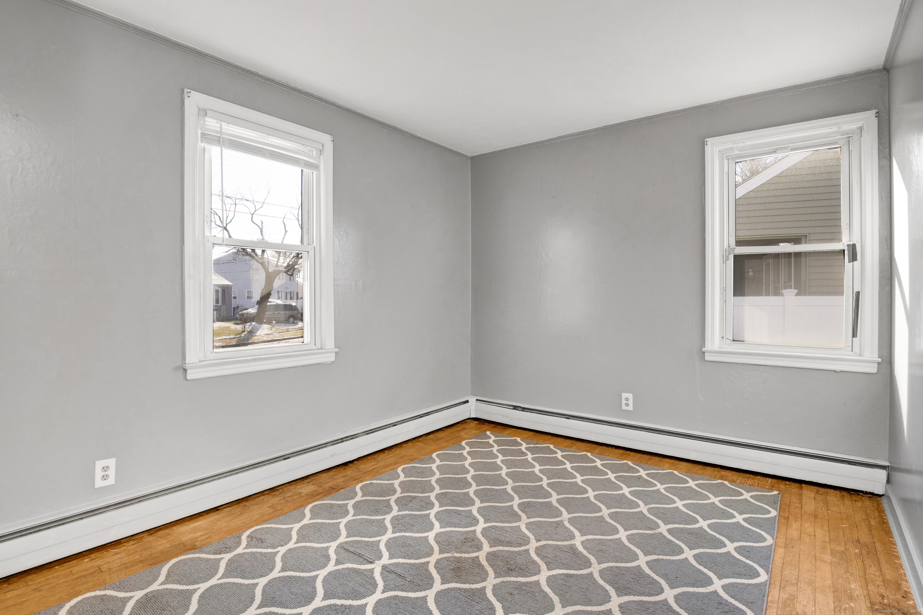 75 Lafayette Street Hartford, CT 06106 - Photo 28 of 38 a view of an empty room and window