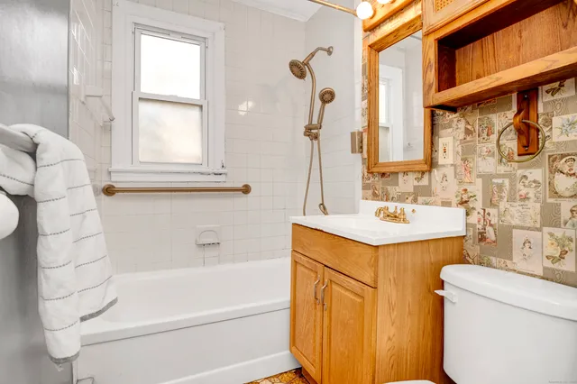 $214,900 | 75 Lafayette Street, Hartford, CT 06106