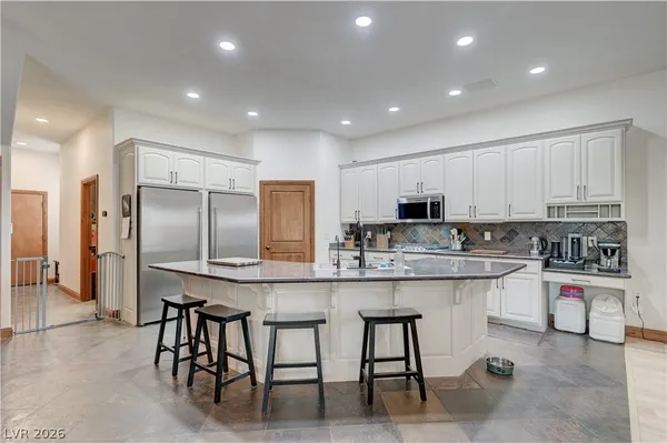 $850,000 | 3782 Mahalo Circle, Logandale, NV 89021