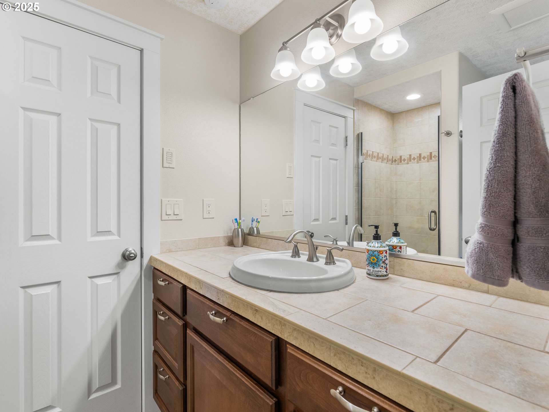 2980 Northeast Division Street, Unit 35 Gresham, OR 97030 - Photo 14 of 23