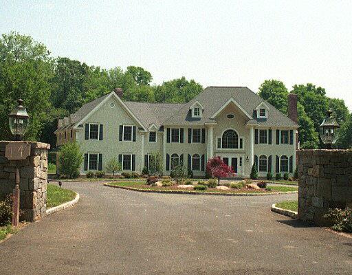 14 Trails End Road Wilton, CT 06897 - Photo 1 of 1 Gallery Image 1