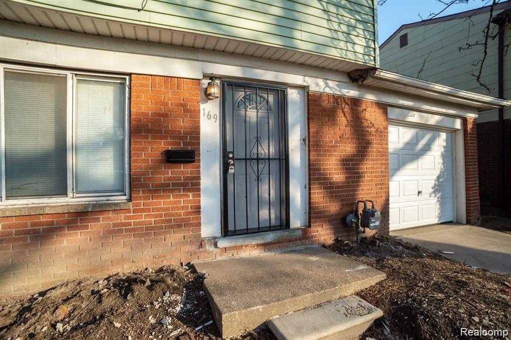 169 Goodell Street River Rouge, MI 48218 - Photo 2 of 21 DSC_9220.jpg