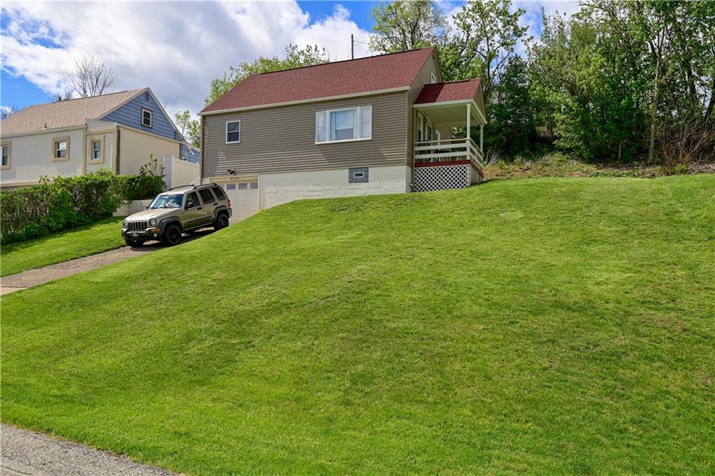 3194 Ridgeway Drive South Park, PA 15129 - Photo 5 of 50