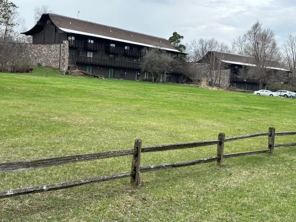 $77,000 | 15810 Highway 173, Unit 1C, Harvard, IL 60033