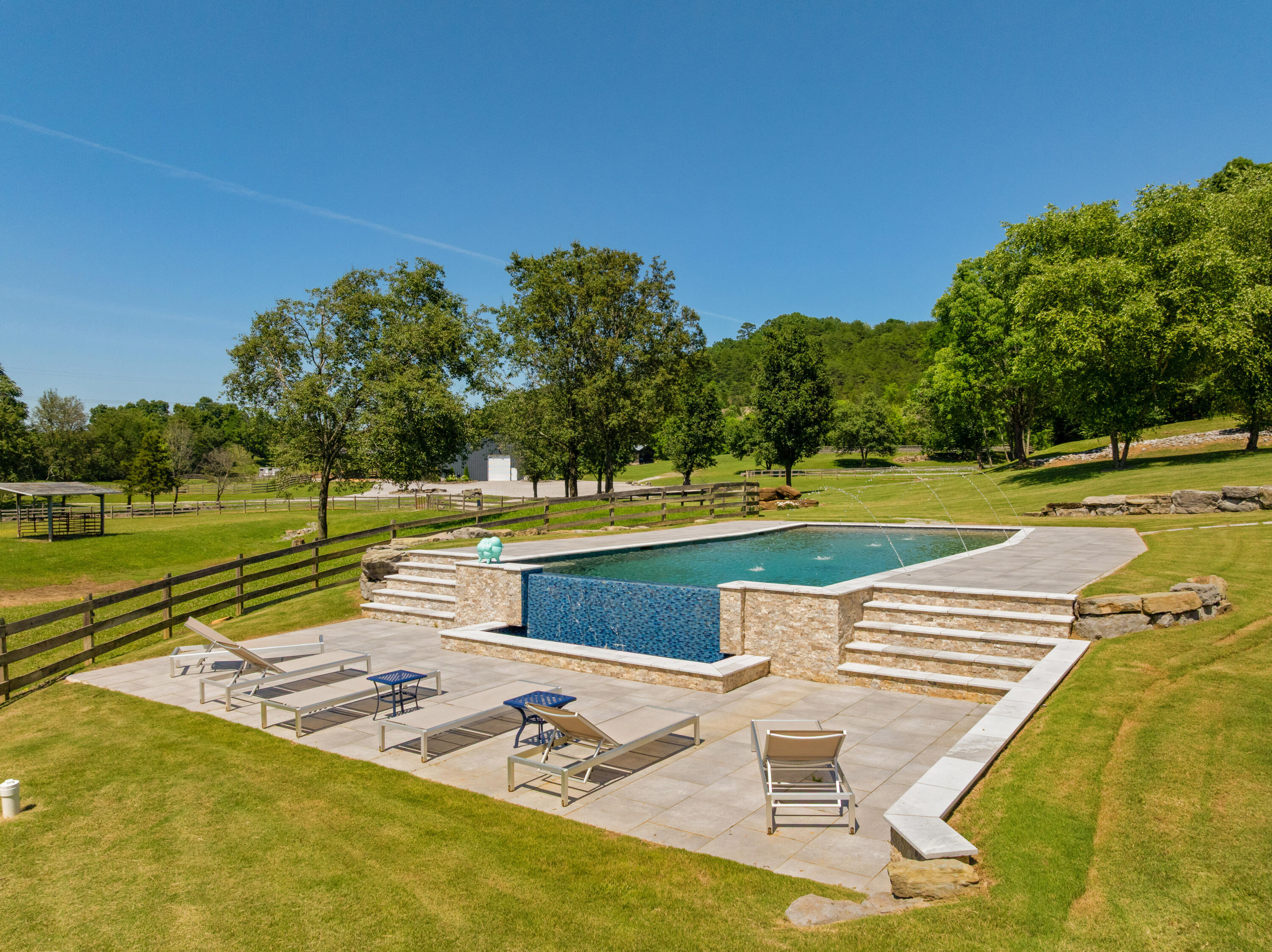 527 Reads Lake Road Chattanooga, TN 37415 - Photo 21 of 100 08 - 527 Reads Lake - Drone