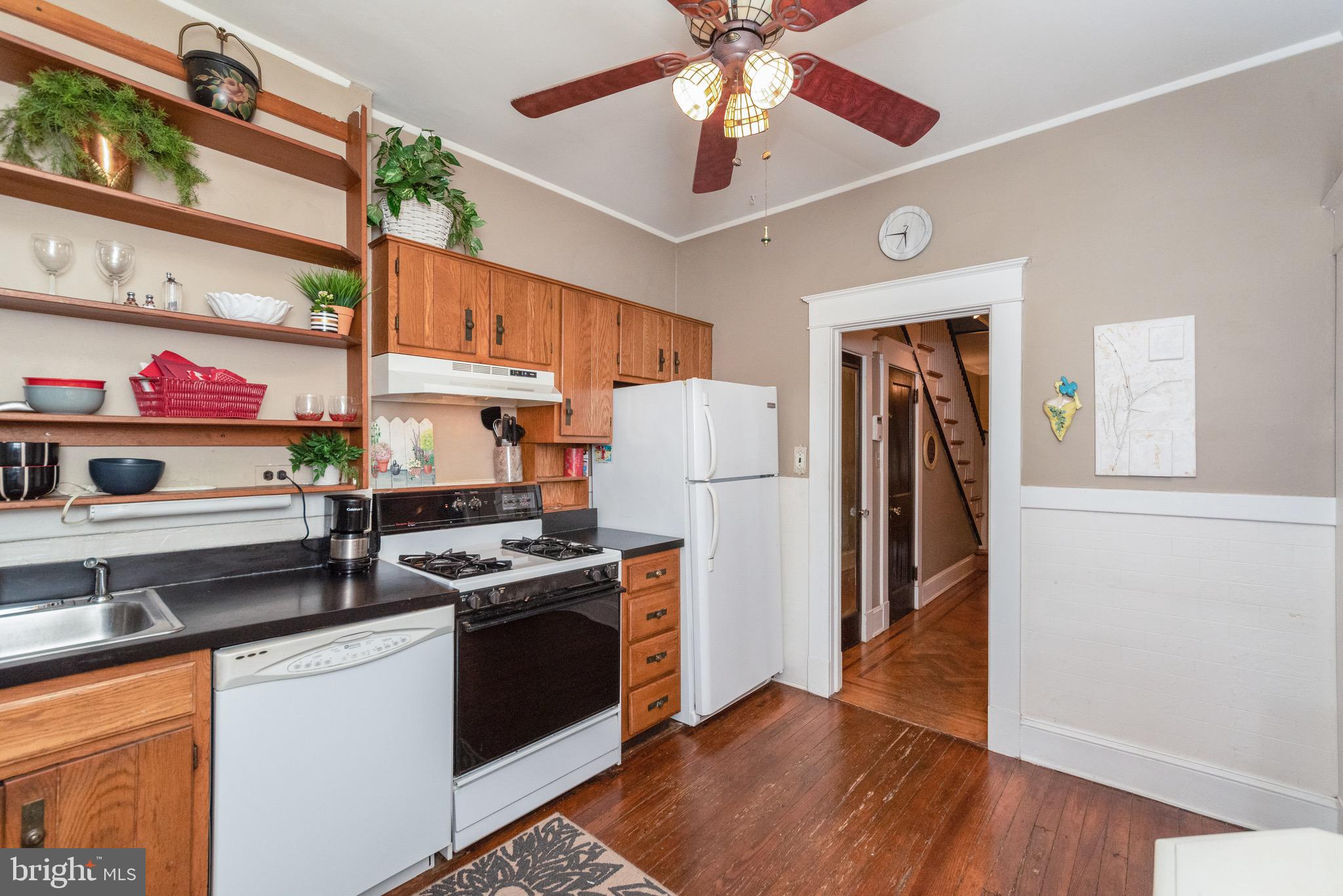 4209 Roland Avenue Baltimore, MD 21210 - Photo 14 of 28 Kitchen