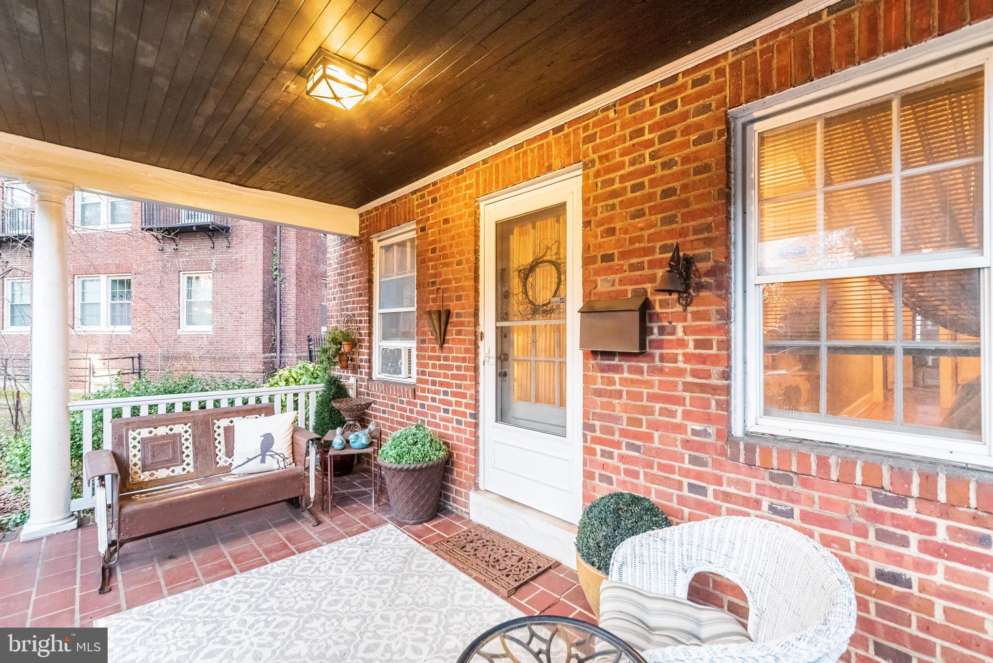 4209 Roland Avenue Baltimore, MD 21210 - Photo 3 of 28 Front Porch