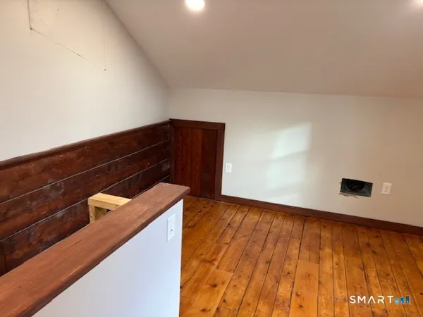 $2,550 | 23 Main Street, East Haddam, CT 06423
