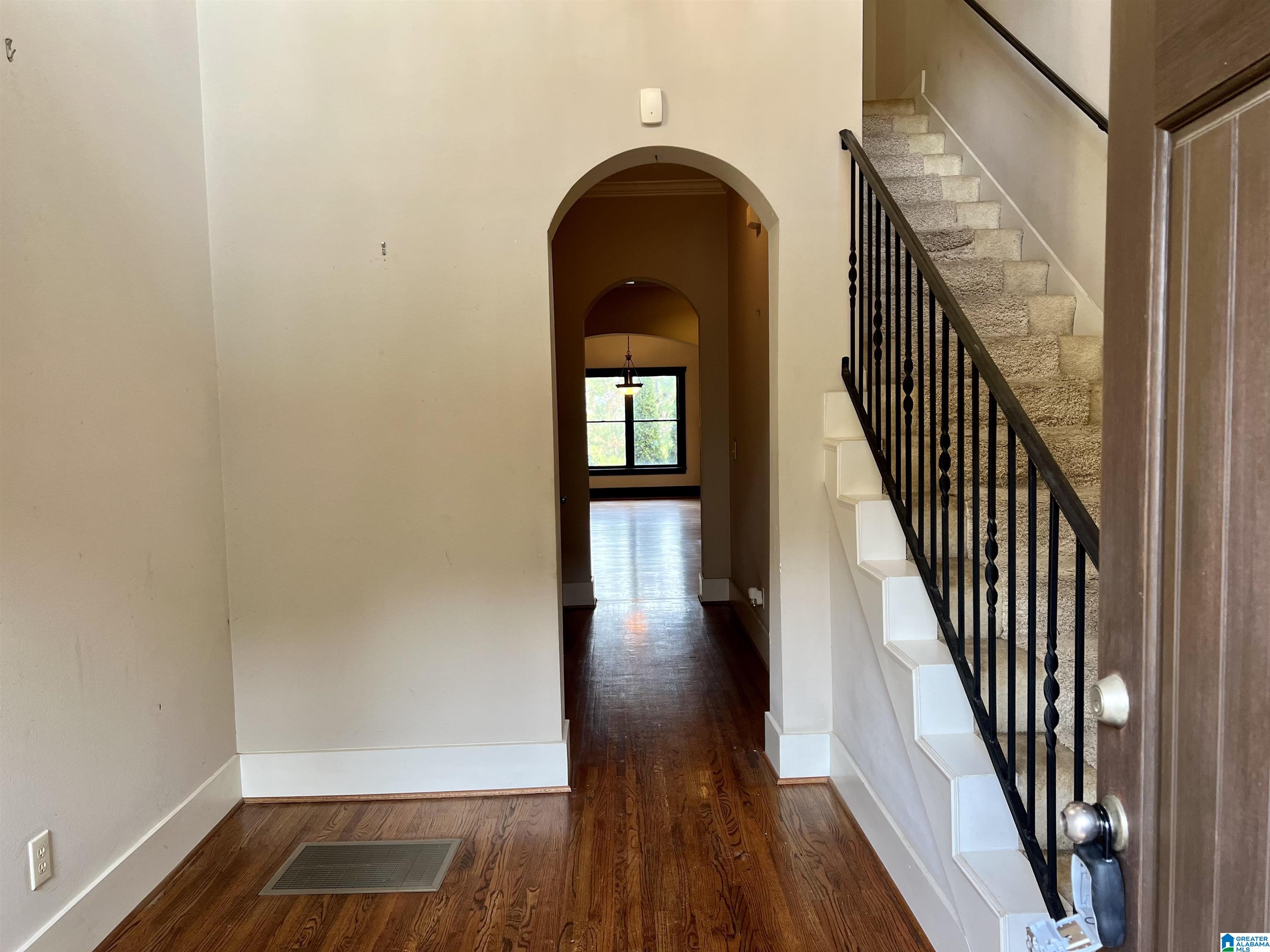 2076 Eagle Ridge Drive Birmingham, AL 35242 - Photo 2 of 21