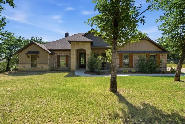 $582,900 | 1013 Churchill Lane, Millsap, TX 76066