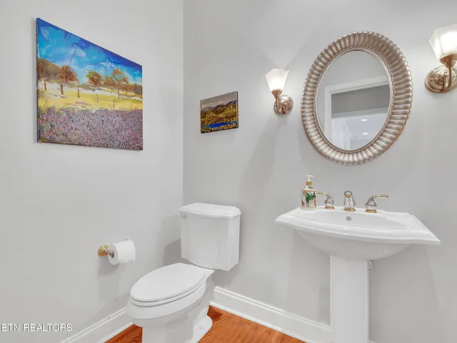 $1,299,000 | 142 Center Park Lane, Oak Ridge, TN 37830