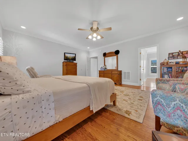 $1,299,000 | 142 Center Park Lane, Oak Ridge, TN 37830