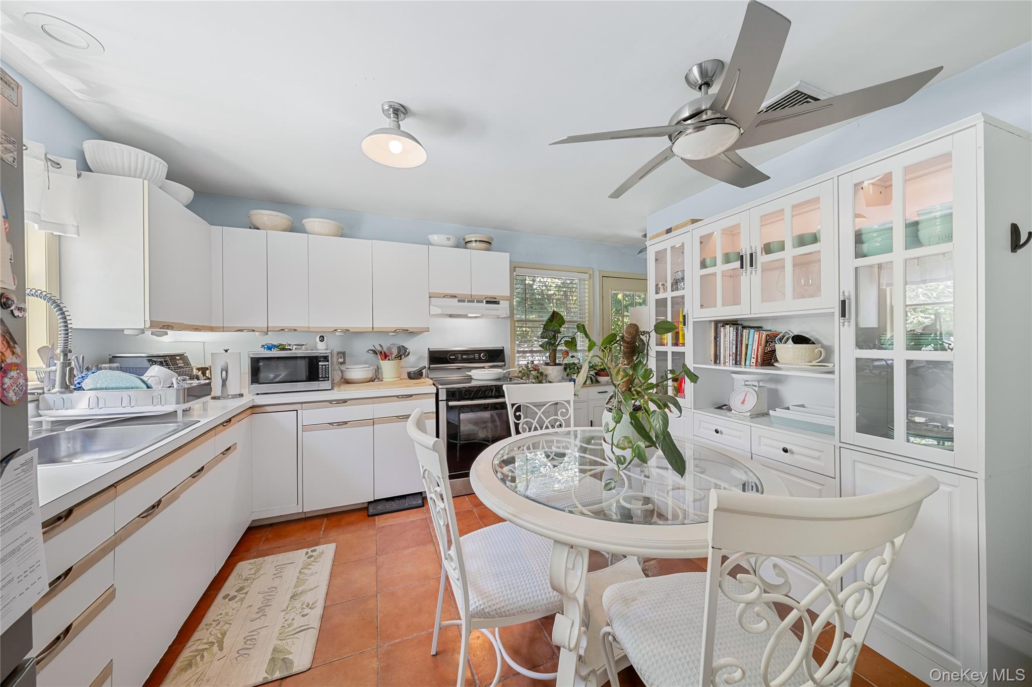 47 Floral Road Rocky Point, NY 11778 - Photo 6 of 24