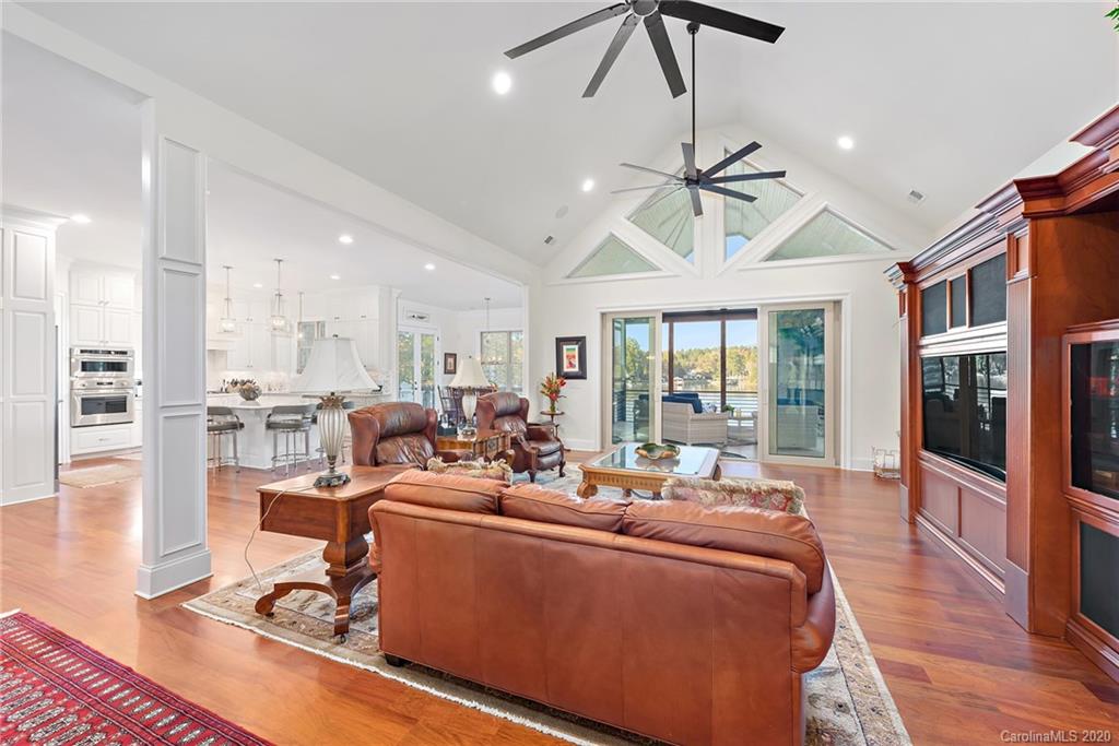 875 Bonum Road Lake Wylie, SC 29710 - Photo 11 of 39 Gallery Image 11