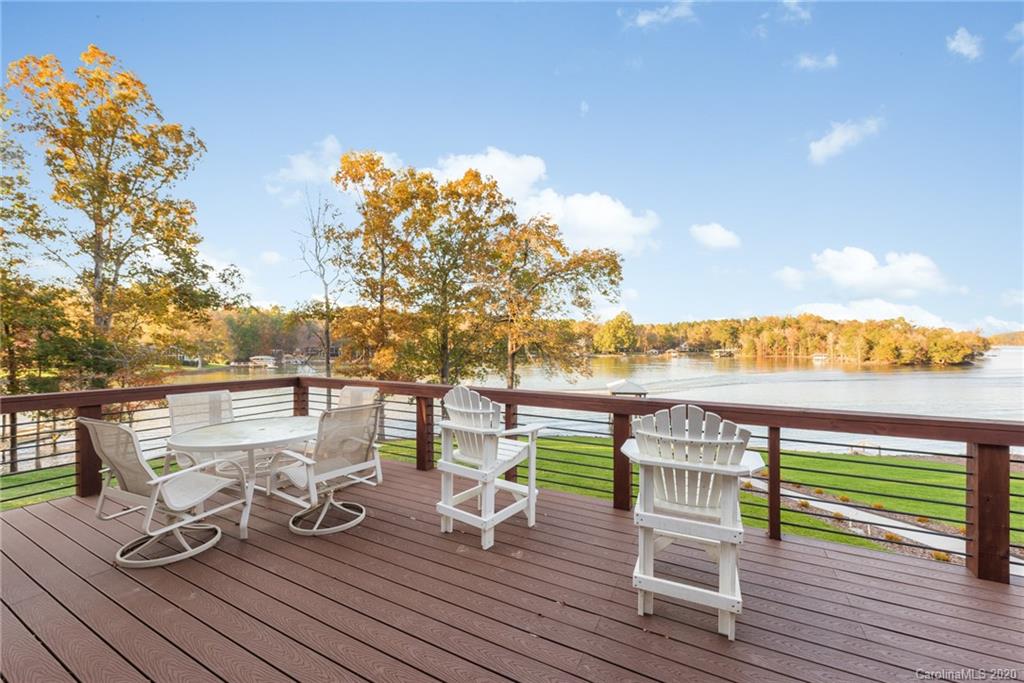 875 Bonum Road Lake Wylie, SC 29710 - Photo 8 of 39 Gallery Image 8