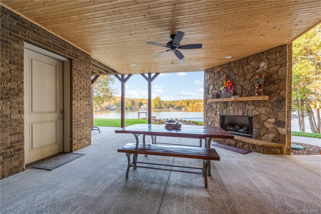 875 Bonum Road Lake Wylie, SC 29710 - Photo 10 of 39 Gallery Image 10