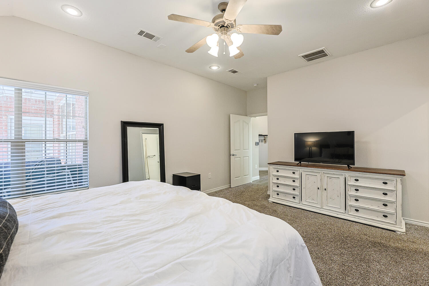 6020 101st Street Lubbock, TX 79424 - Photo 44 of 55 6020 101st-52
