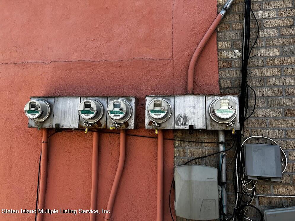 1641 Castleton Avenue Staten Island, NY 10302 - Photo 4 of 15