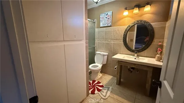 $374,900 | 7904 Laurel Canyon Boulevard, Unit 12, North Hollywood, CA 91605