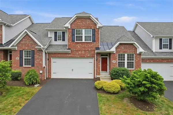 $475,000 | 306 Trafalgar Square, Cranberry Township, PA 16066