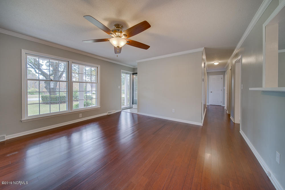 119 Fairview Road Leland, NC 28451 - Photo 7 of 37 119 Fairview MLS-7